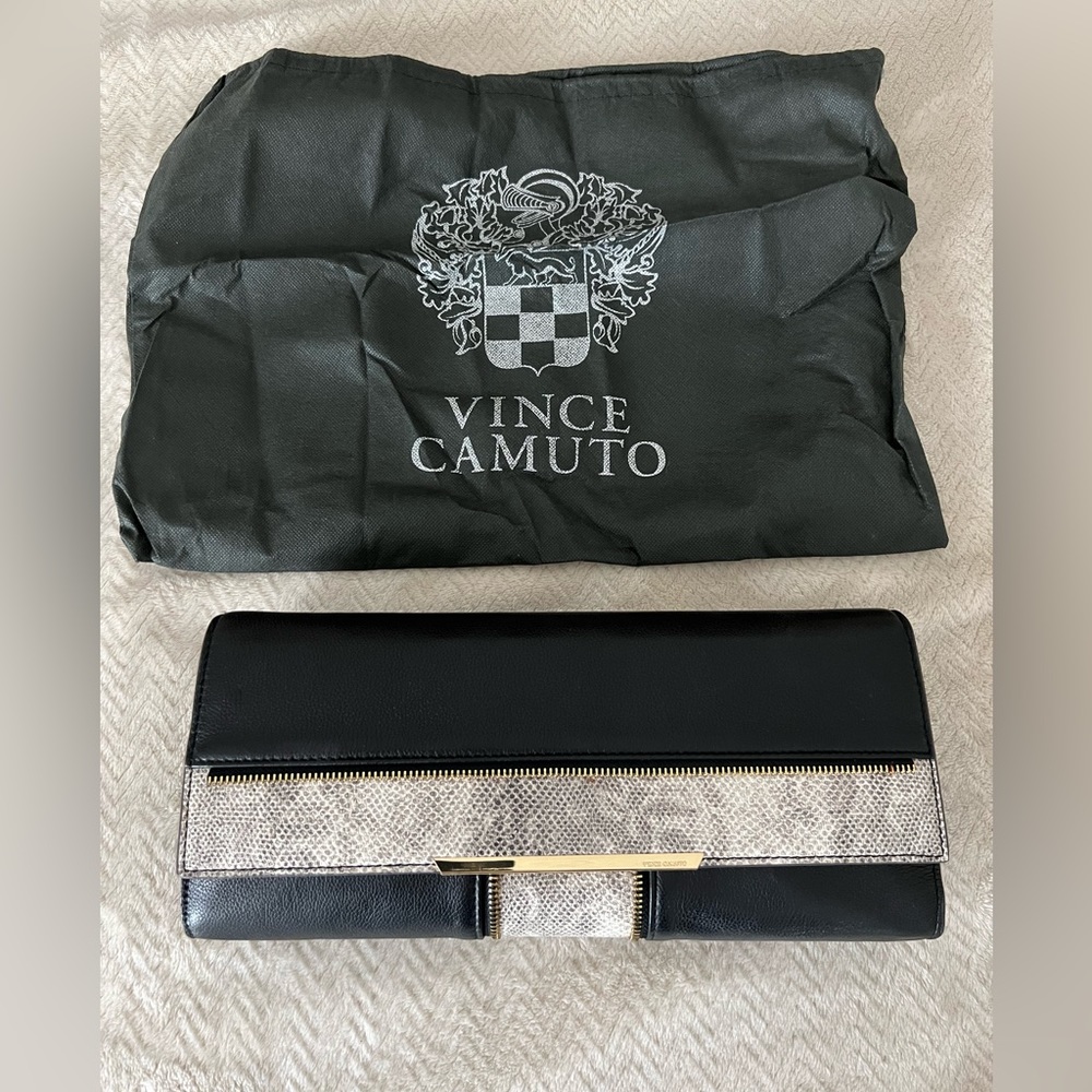 Vince Camuto envelope clutch, faux black leather & snakeskin w/ zipper details